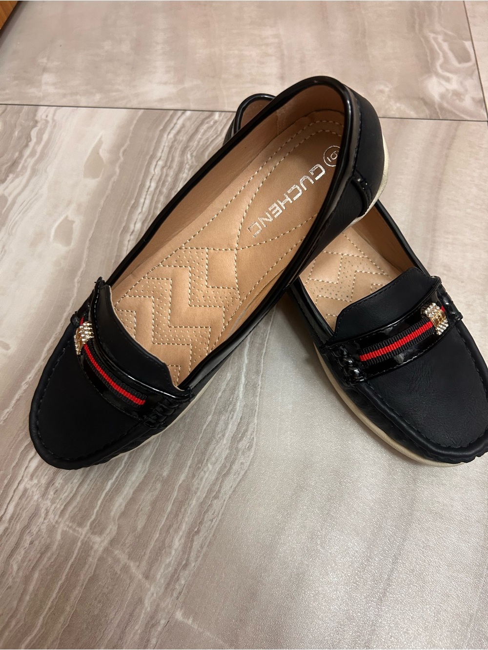 Shoes - Picture 4 of 10